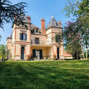  Bed & Breakfast Chateau Segot France